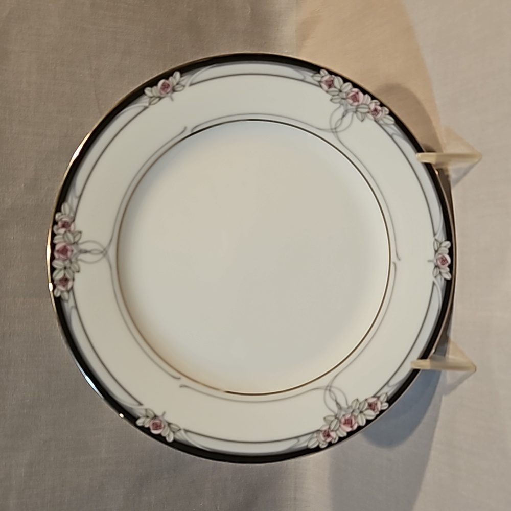 New Noritake Seance 3791 Bread & Butter Plate